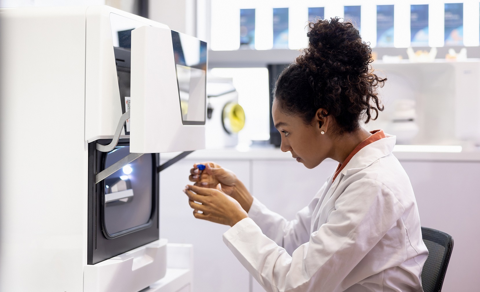 Dr. James C. Wittig pioneered AI and 3D printing in orthopedic oncology, using a custom prosthesis and fibula transplant for limb-sparing surgery.